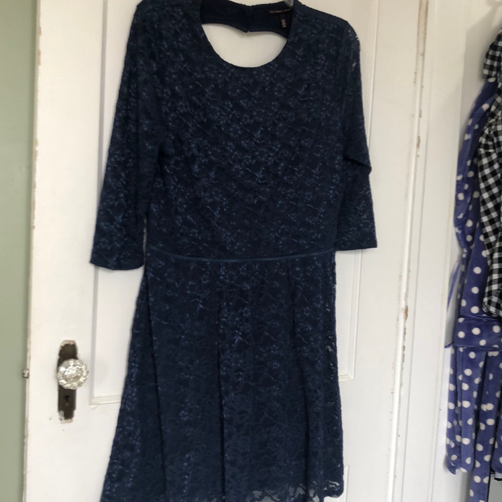 Victoria’s Secret lace dress-open heart back